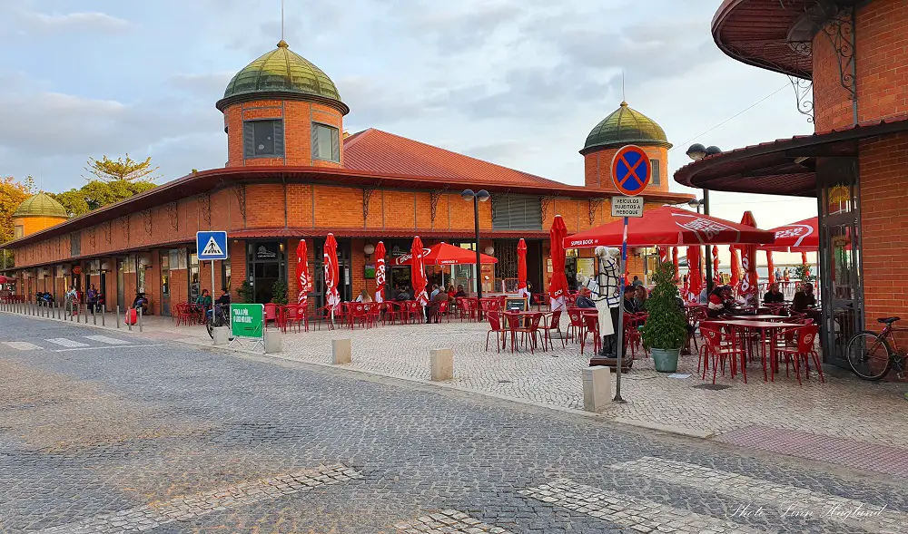 What to see in Olhao - Market