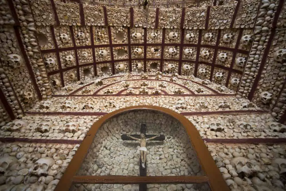 Faro Portugal itinerary - bone chapel